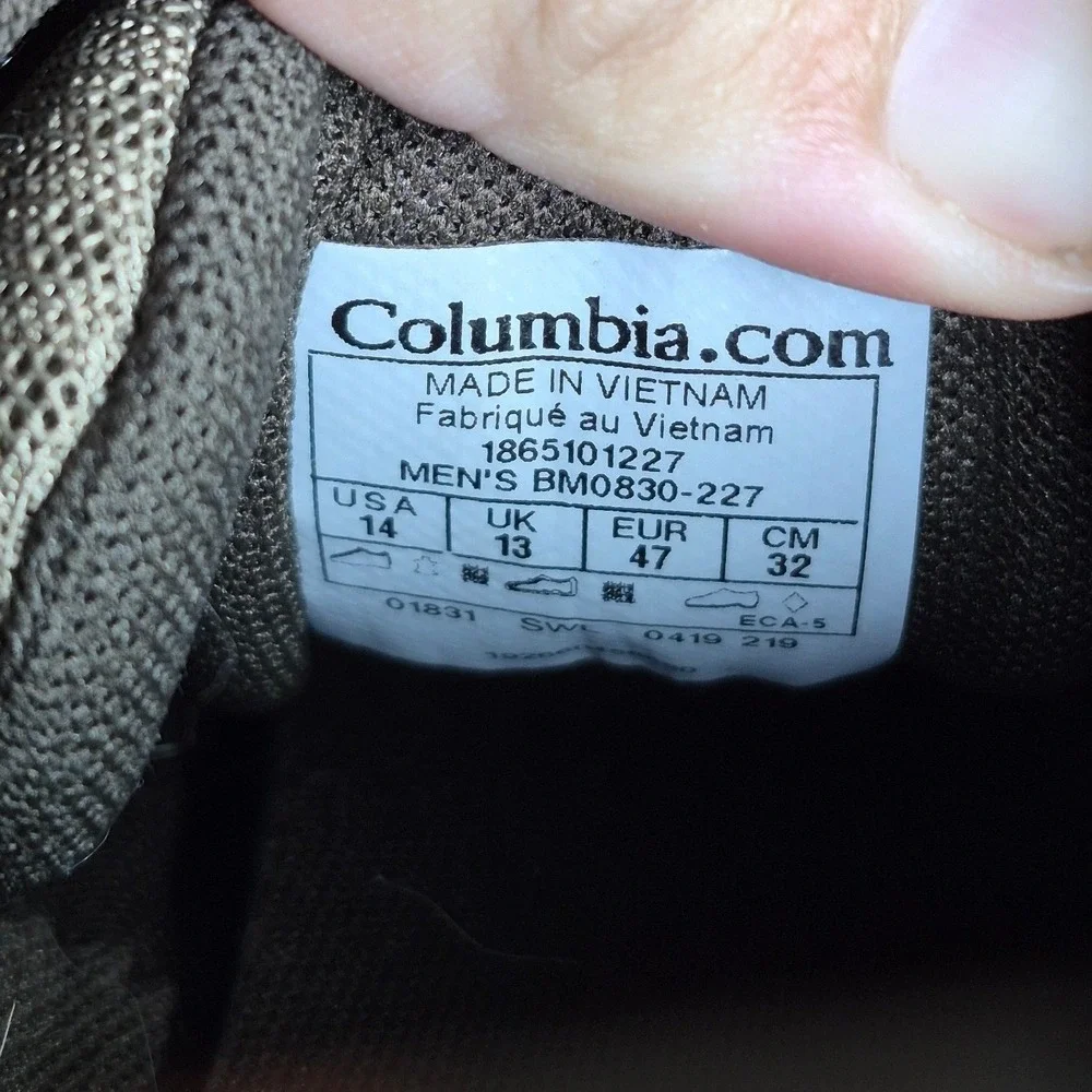 Columbia Mens Waterproof Hiking Shoes Pebble Size 14 Gorpcore Outdoors